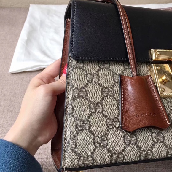 Sold-Gucci padlock small GG top handle - Picture 6 of 8